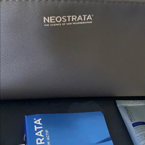 Obagi - Picture 2 of 8